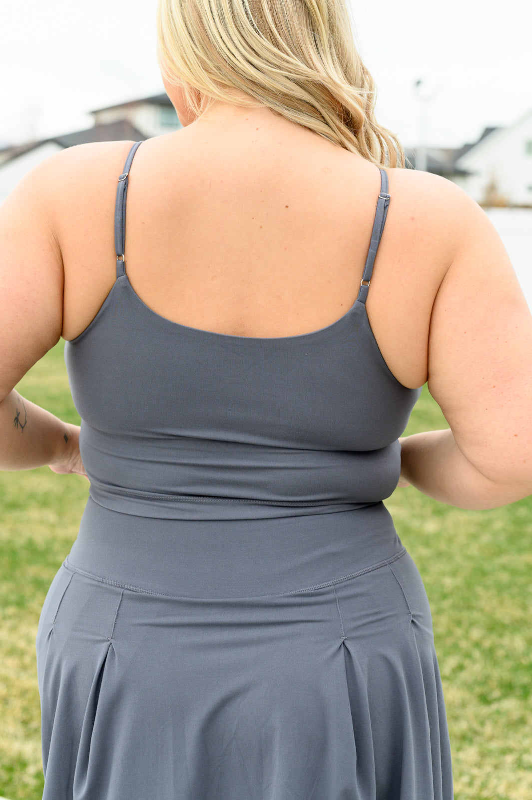Hazel Blues® | Hot Yoga Tank in Titanium