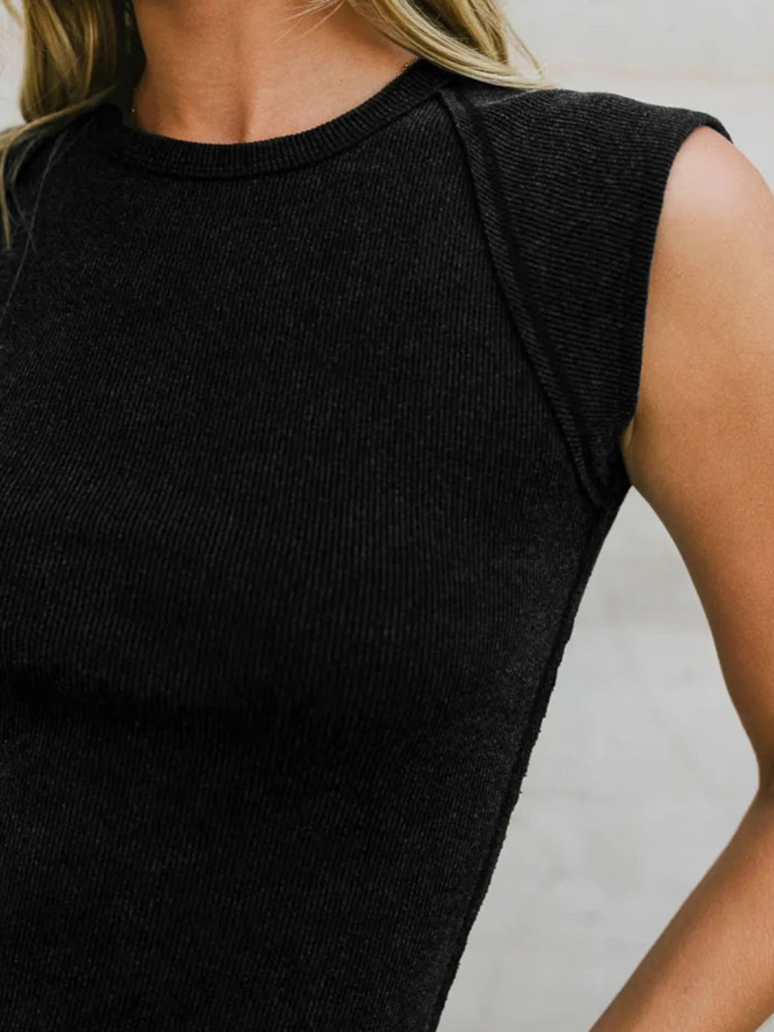 Hazel Blues® | Exposed Seam Round Neck Tank